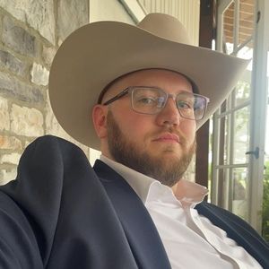 Meet your Posher, Eric